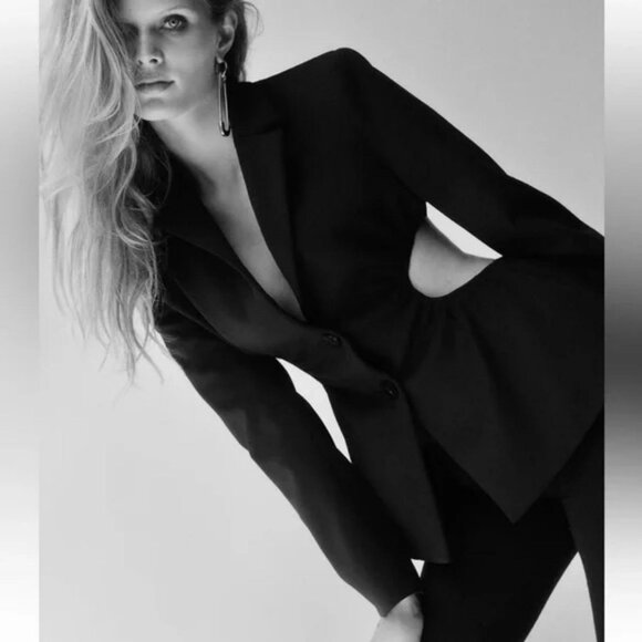 ZARA CUT OUT BLAZER - Picture 2 of 5